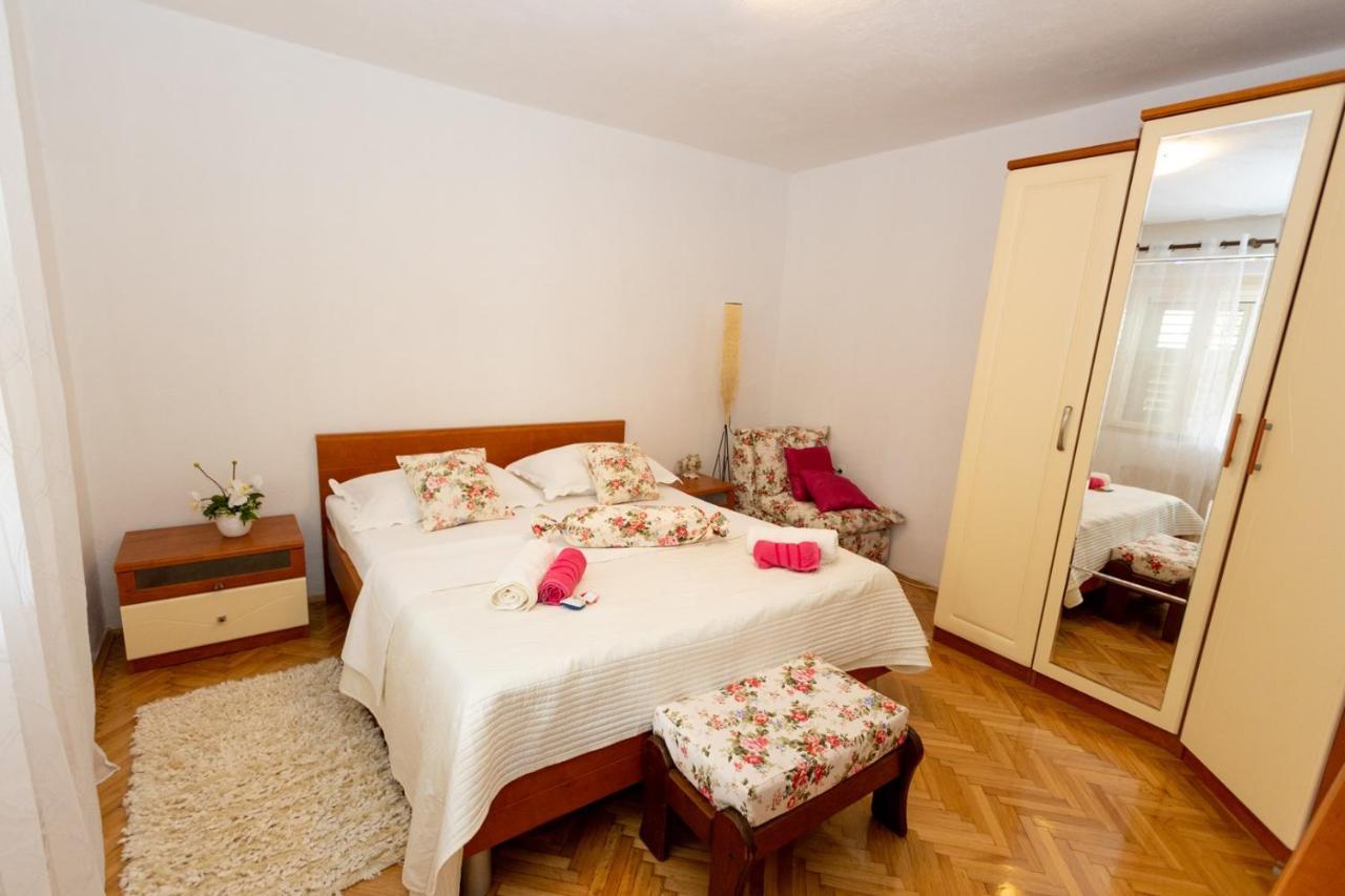 Apartment A&A Makarska Bagian luar foto
